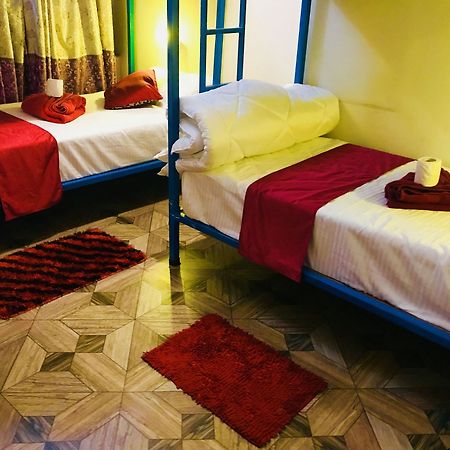 Aroma Tourist Hostel Похара Екстериор снимка