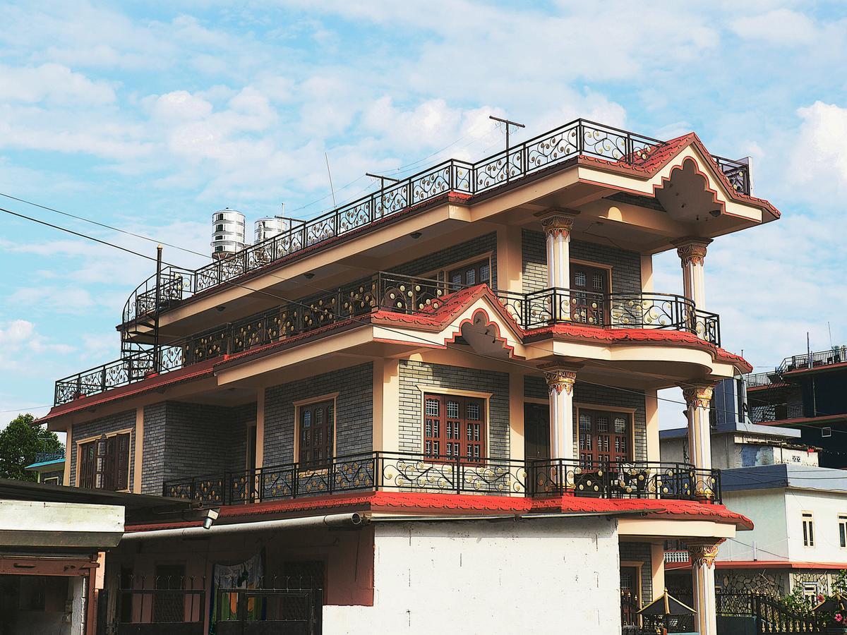 Aroma Tourist Hostel Похара Екстериор снимка