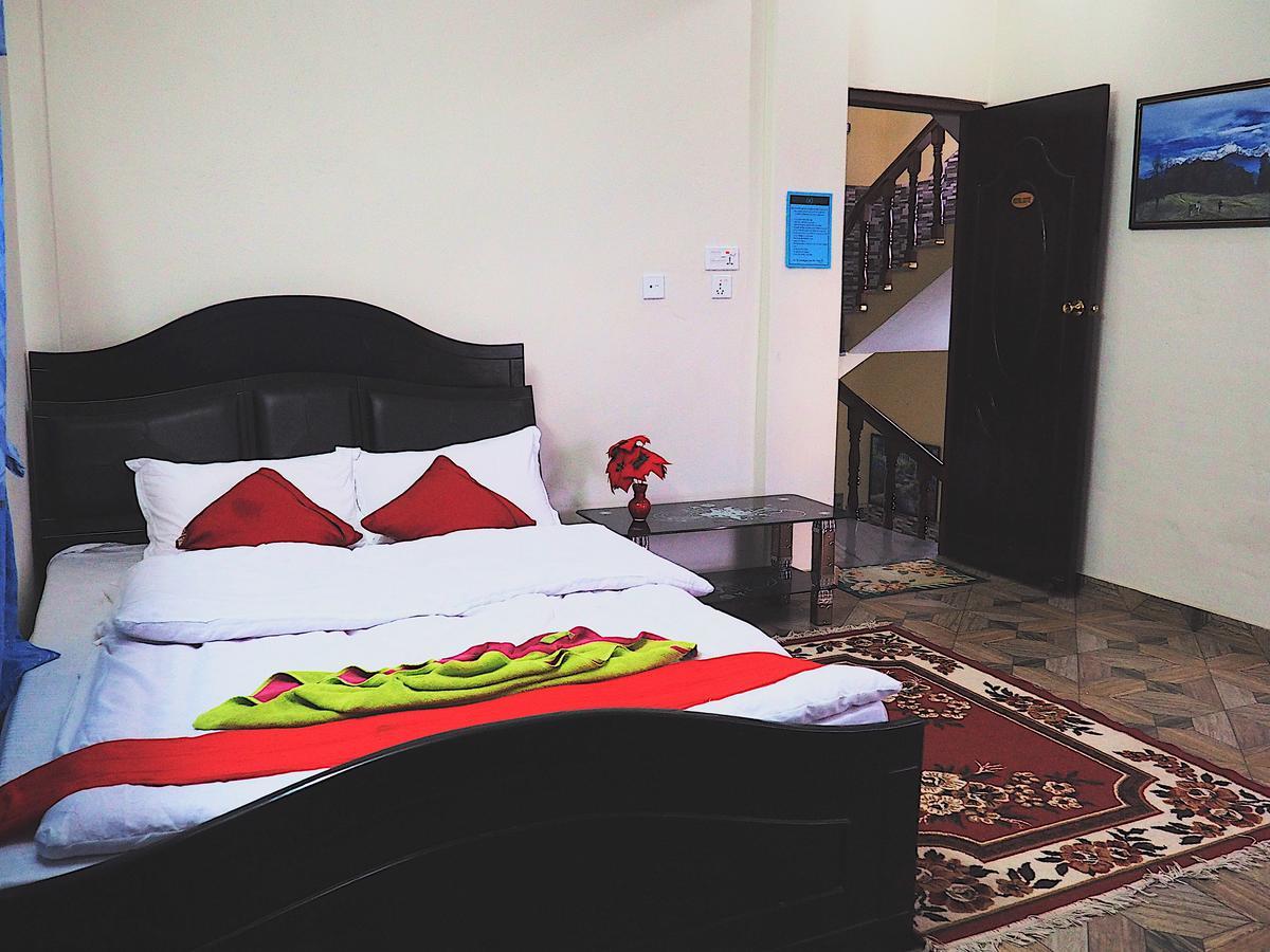 Aroma Tourist Hostel Похара Екстериор снимка