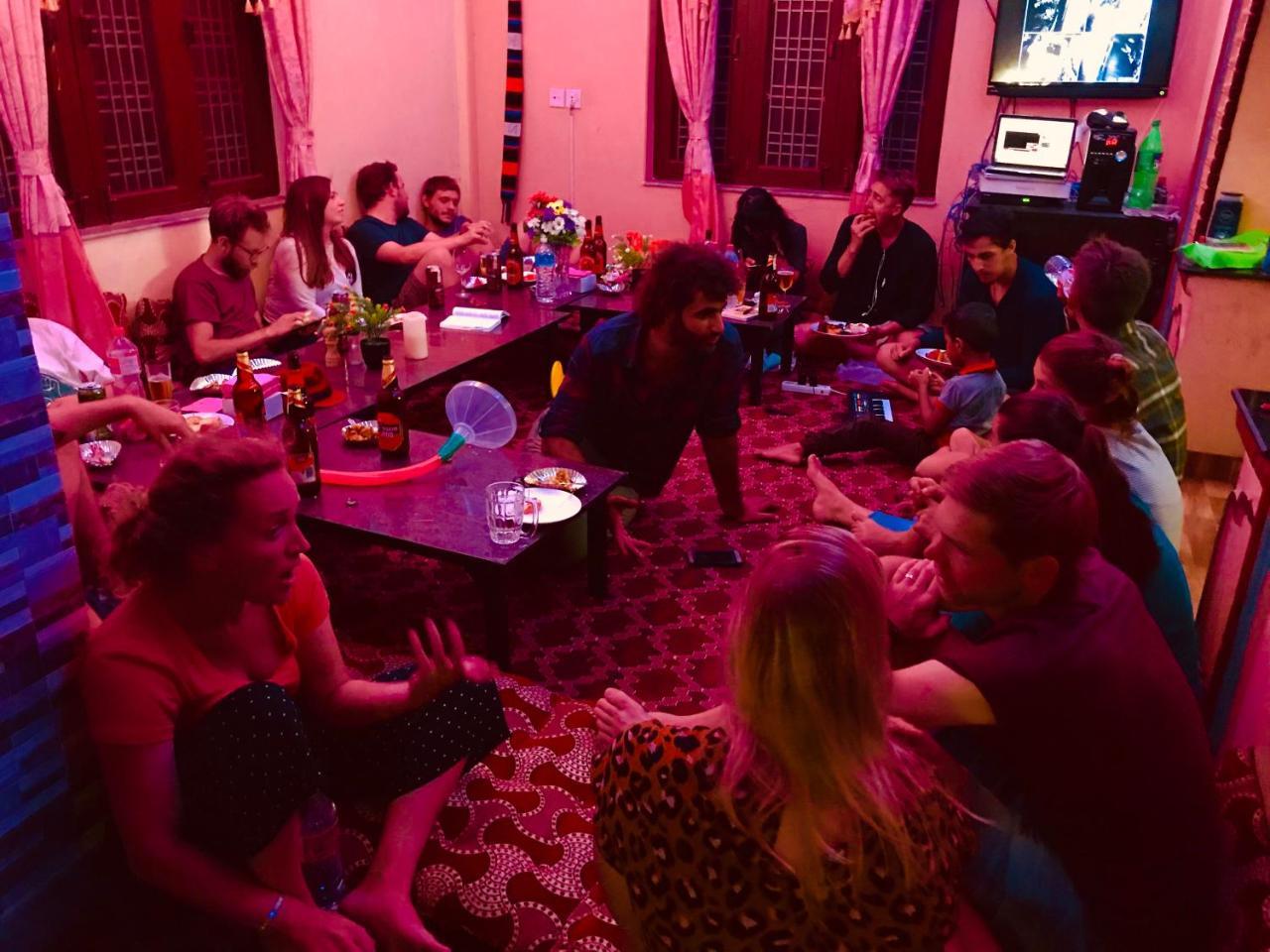 Aroma Tourist Hostel Похара Екстериор снимка