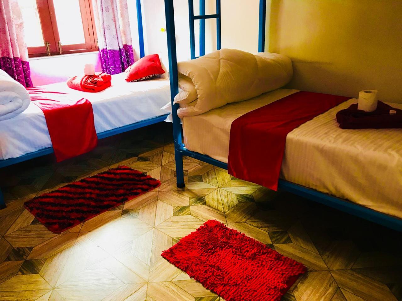 Aroma Tourist Hostel Похара Екстериор снимка