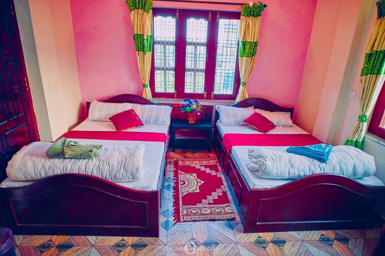 Aroma Tourist Hostel Похара Екстериор снимка