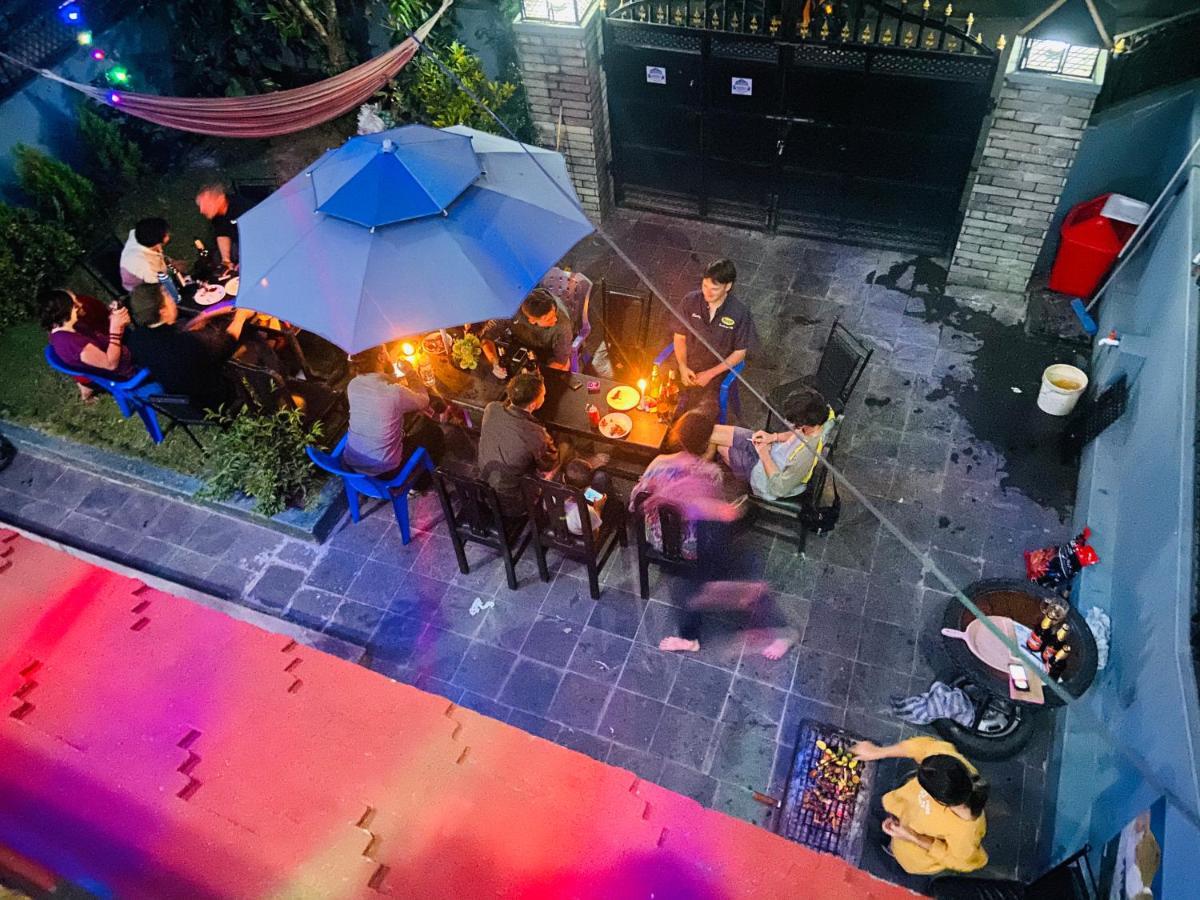Aroma Tourist Hostel Похара Екстериор снимка